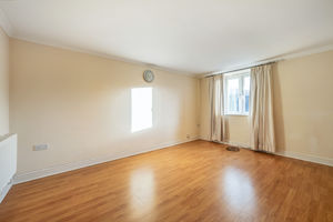 Sitting Room- click for photo gallery